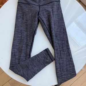 Lululemon leggings size 4